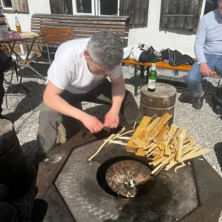 Floras Haus منزل للإقامة