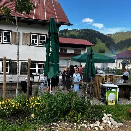 Floras Haus Schattwald