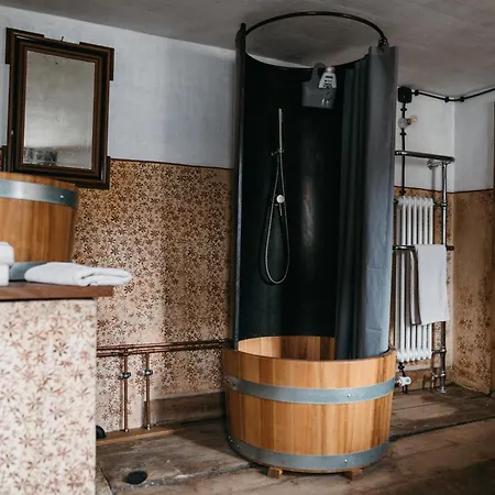 Floras Haus Schattwald