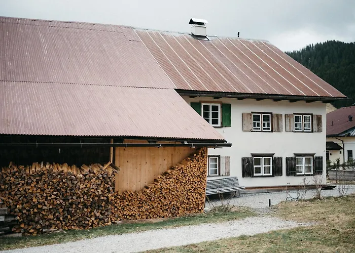 Floras Haus Schattwald