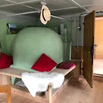 Floras Haus * シャットヴァルト
