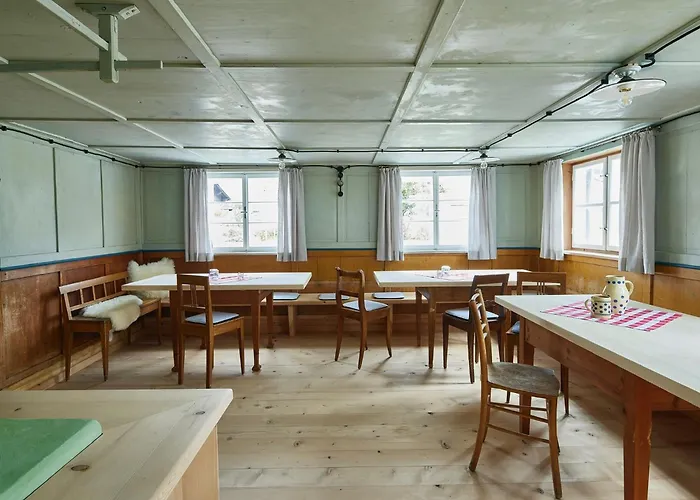 Floras Haus ホームステイ シャットヴァルト