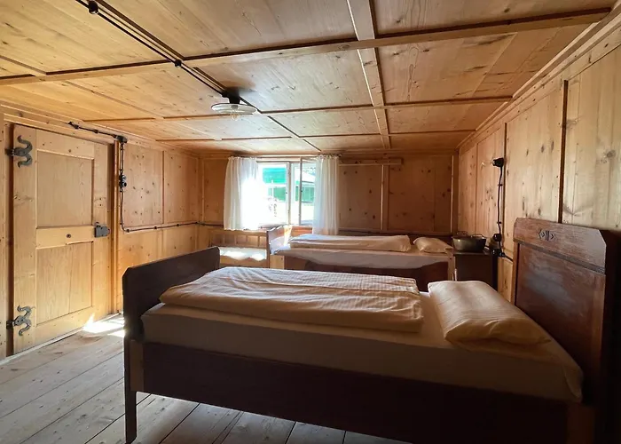 Floras Haus ホームステイ *