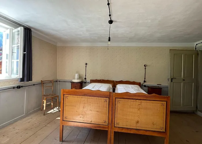 Floras Haus ホームステイ シャットヴァルト